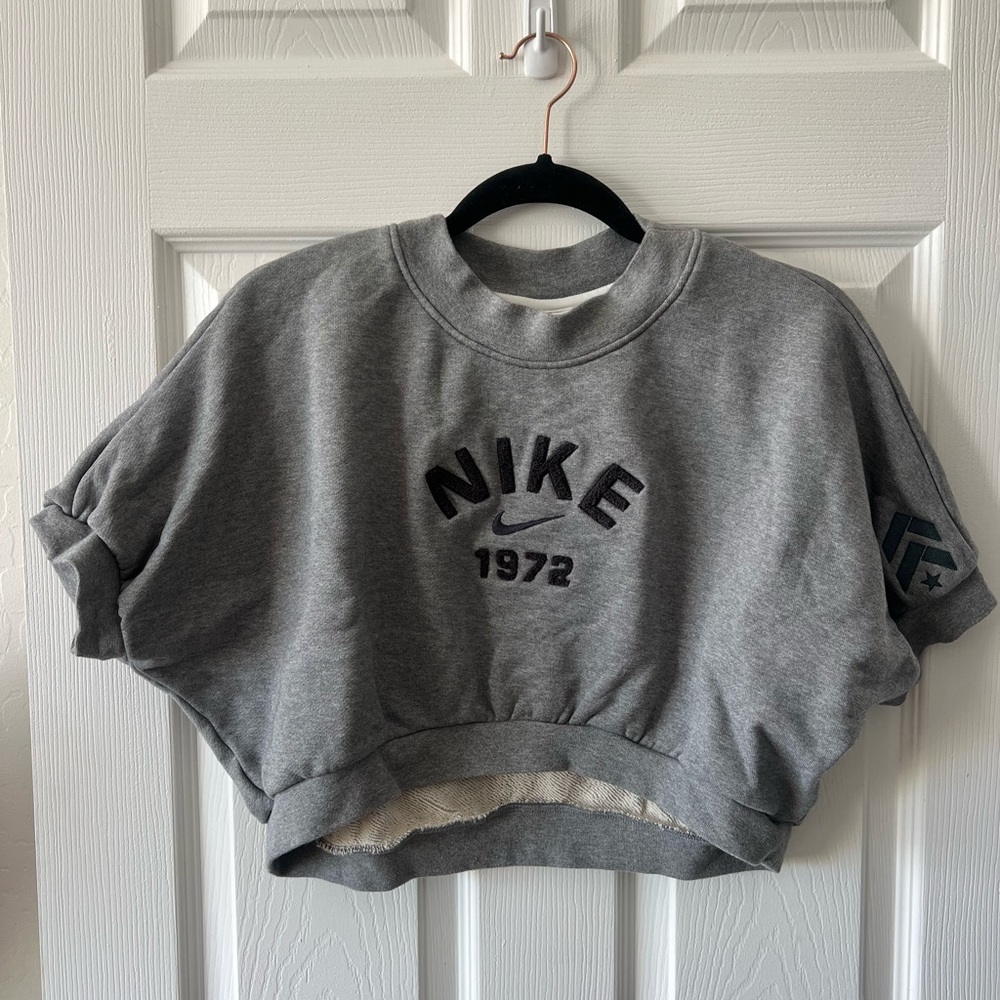 Barry’s x Nike Cropped Top